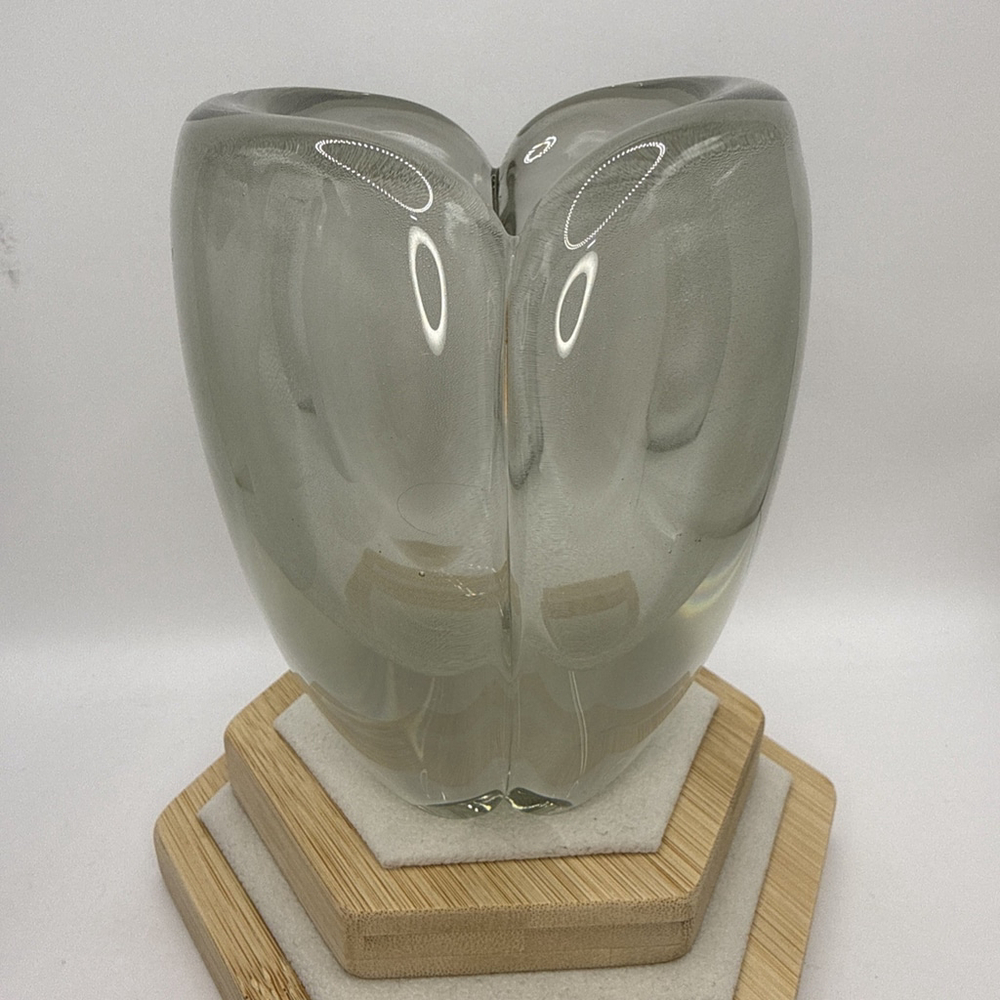 Vtg. MCM "Usva" art glass vase by Kaj Franck for Nuutajärvi Notsjö, Finland 5” - Picture 2 of 14